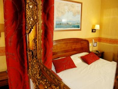 Saint Malo : Hotel Ajoncs d'Or 